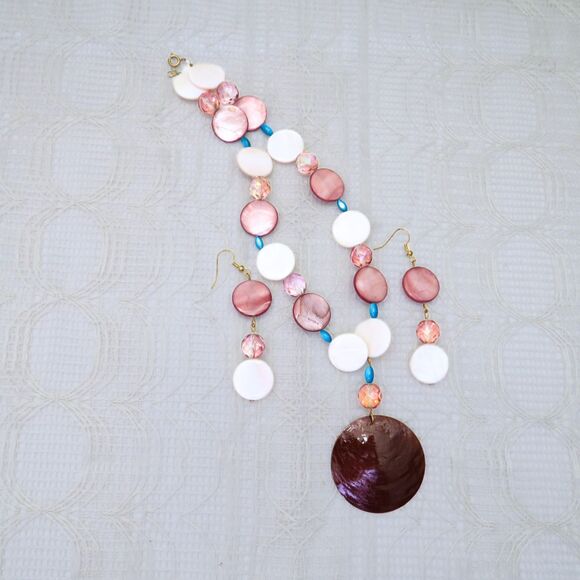Handmade Mauve and White Jewelry Set, Shell Beaded Necklace and Earrings Casual - Picture 2 of 8